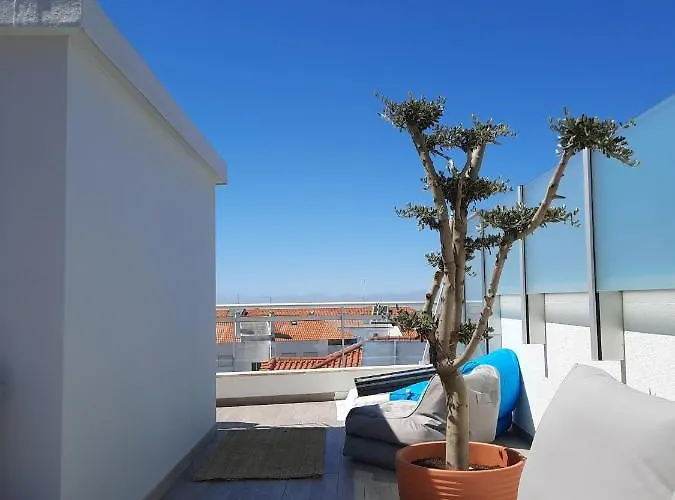 Apartment Sitius 5b - New Seaview With Rooftop Terrace In Historical Centre Sitio Da Nazaré